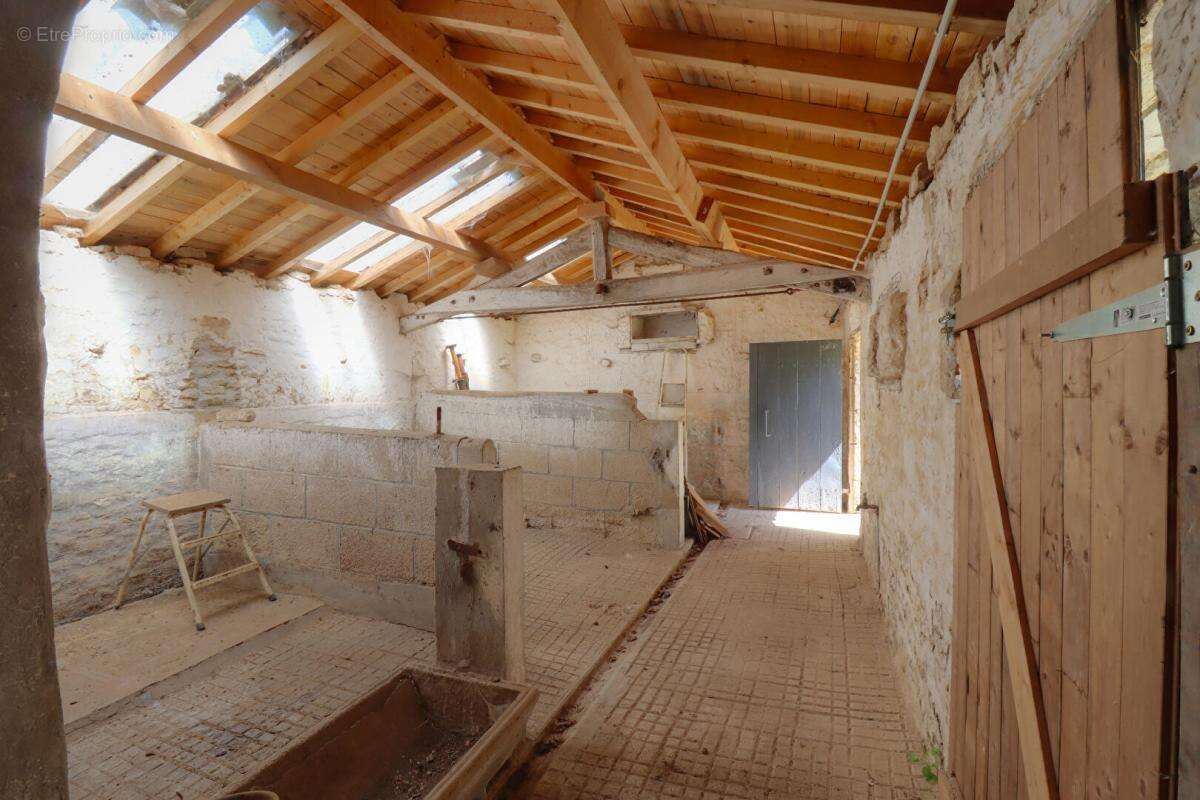 Maison à VILLIERS-EN-PLAINE