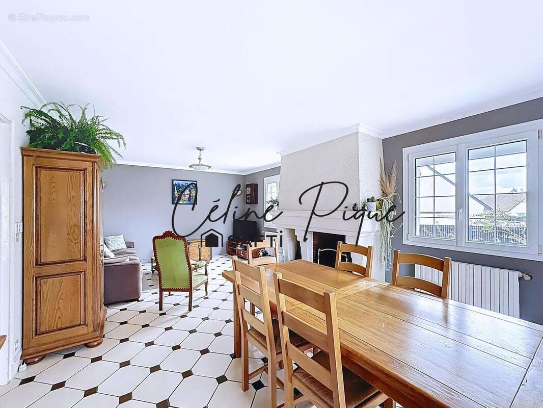 Photo 4 - Maison à FEUGUEROLLES-BULLY