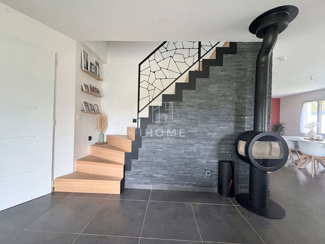 Maison à SAINT-SATURNIN