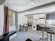 Appartement à BAGNOLS-EN-FORET