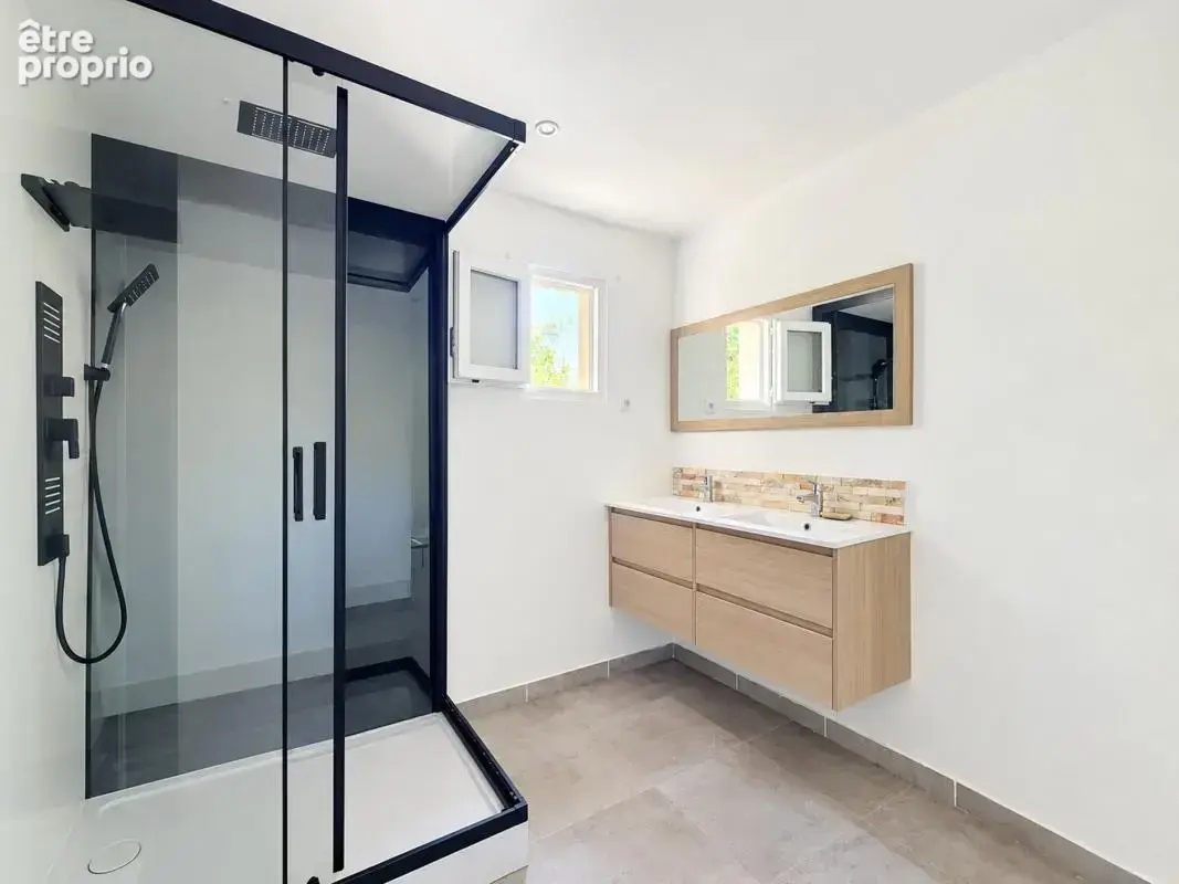 Maison 92 m² à Frejus  - photo 7