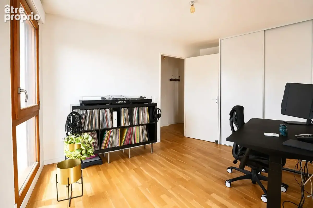 Appartement 3 pièces 66 m² à vendre à Montreuil (93100) - photo 8