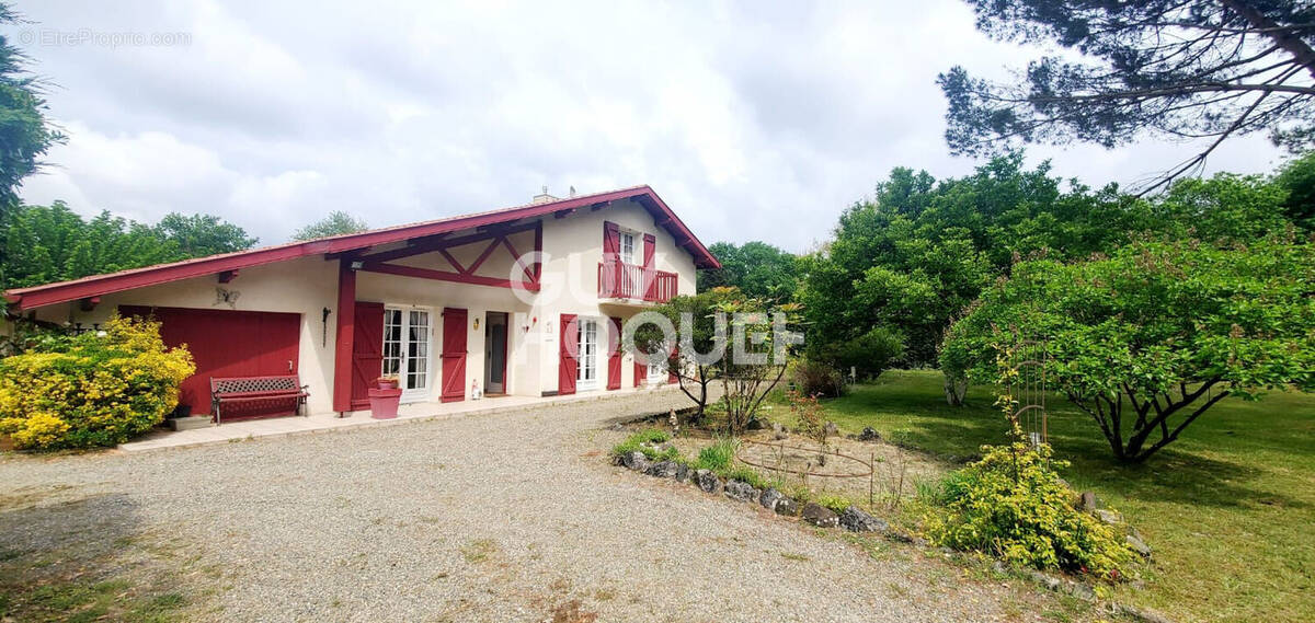 Maison à MAGESCQ