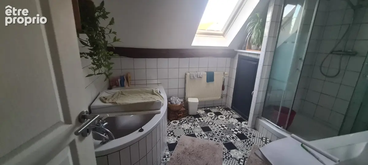 Maison  de Caractère en pierres de 202 m2 - photo 9