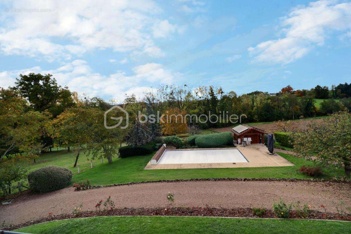 Maison à JALIGNY-SUR-BESBRE