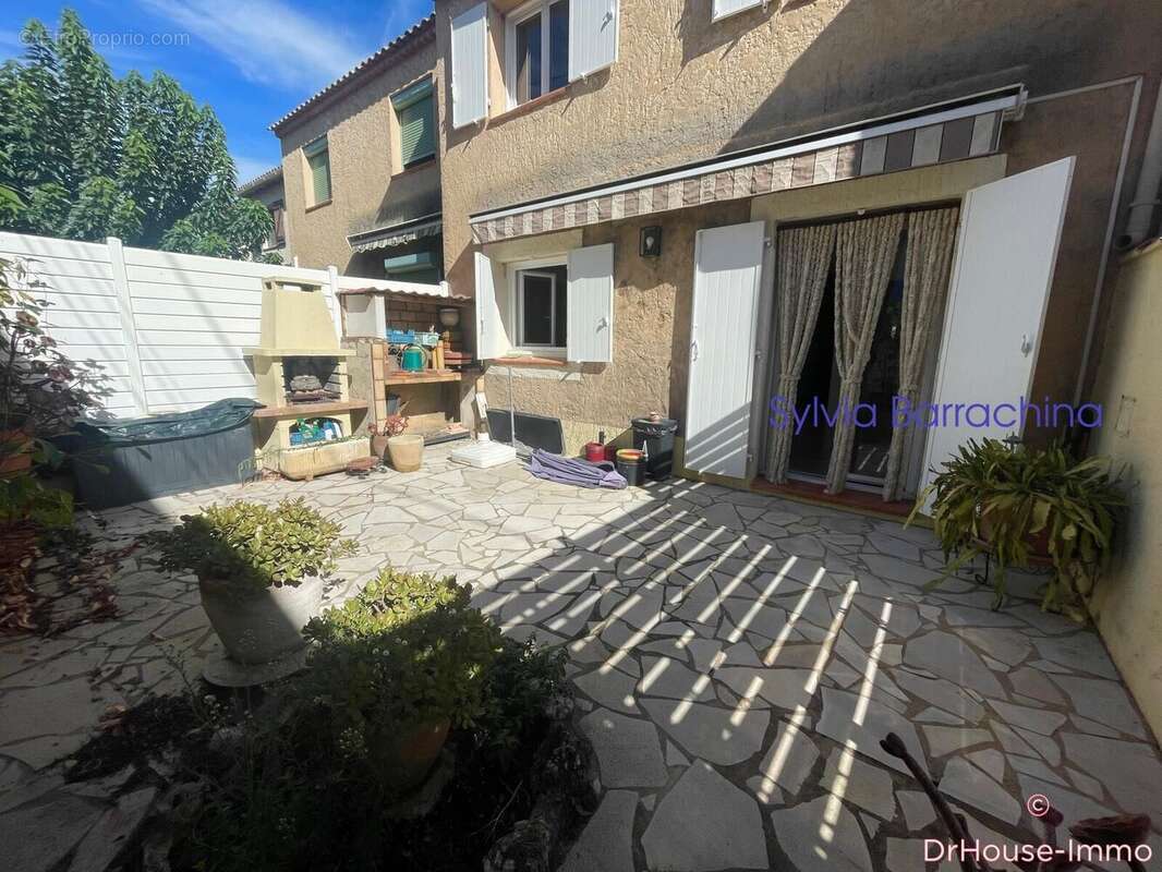 Maison à LA CRAU