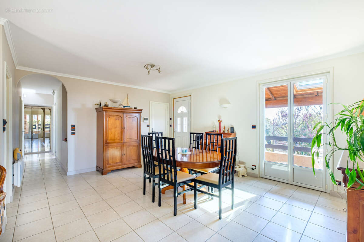 Maison à SAINT-CYR-AU-MONT-D'OR