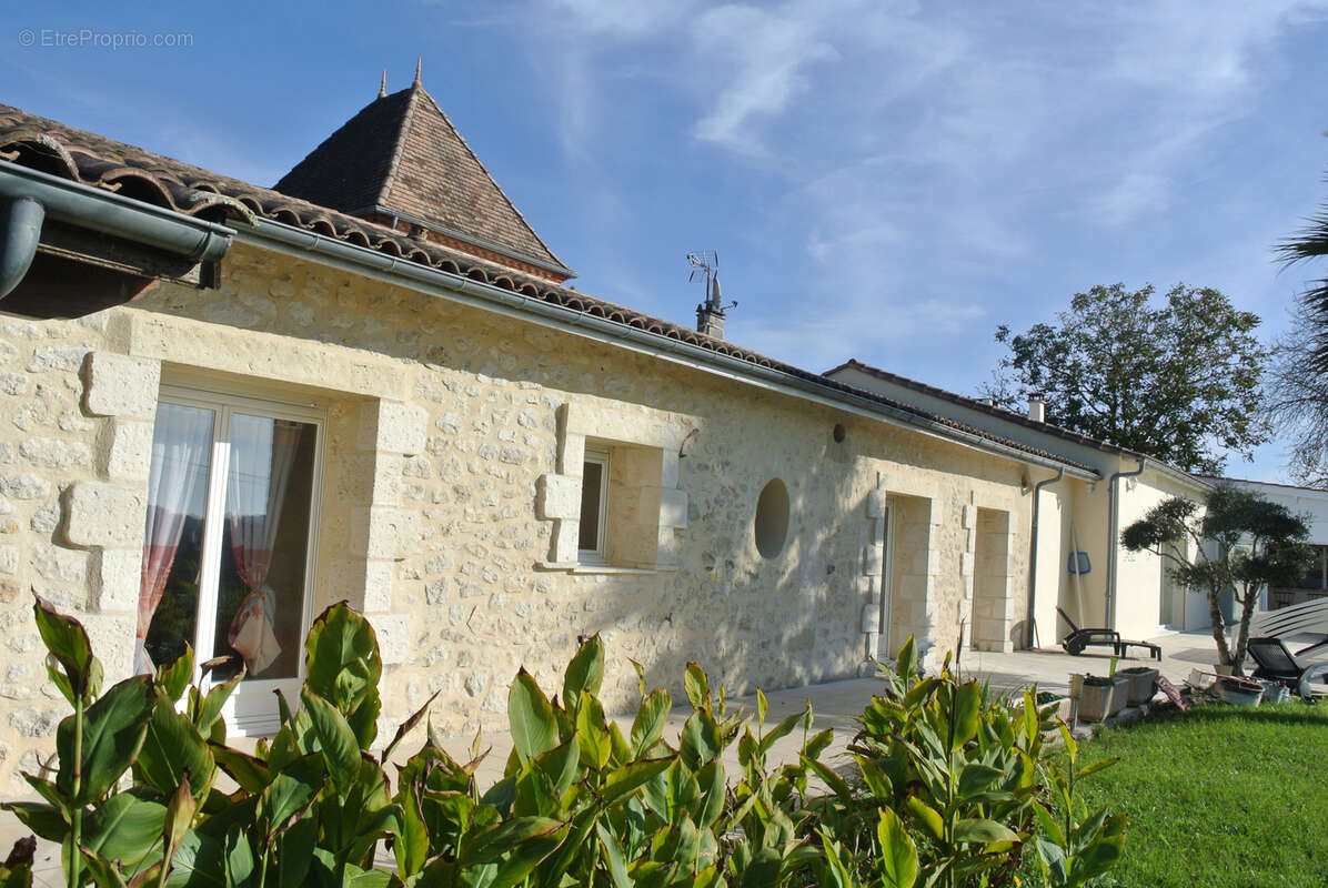 Maison à MAUVEZIN-SUR-GUPIE