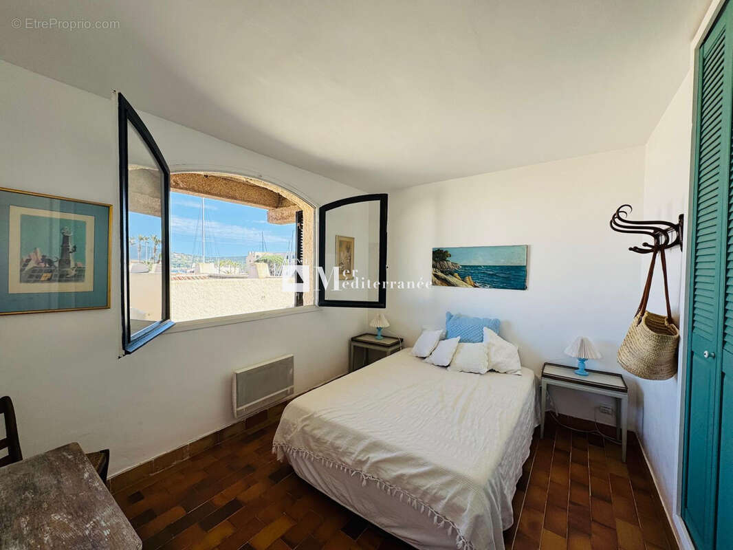 Appartement à COGOLIN