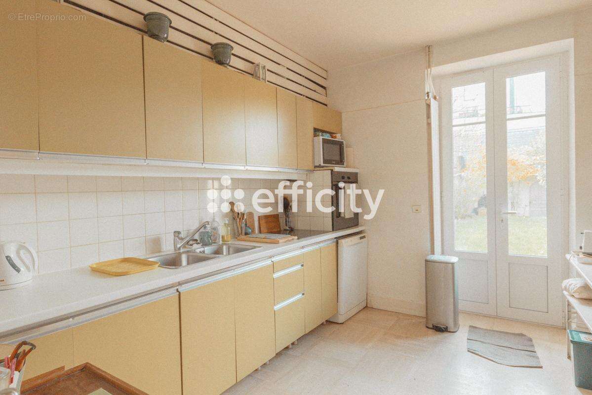 Maison à LA ROCHELLE