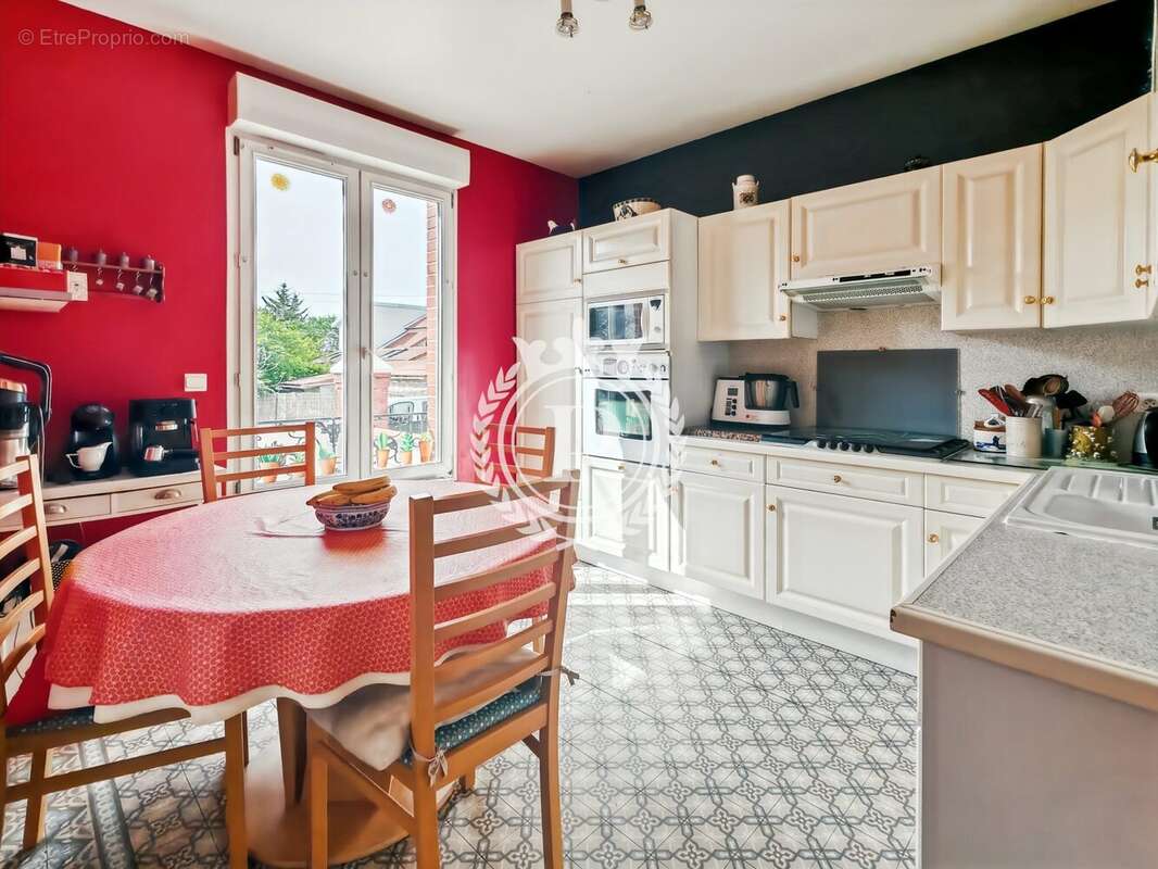 Maison à NEUILLY-SUR-MARNE
