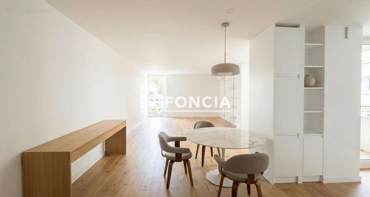 T4 de 79m2 / terrasse 43m2/ transports en commun a 2 minutes - photo 5
