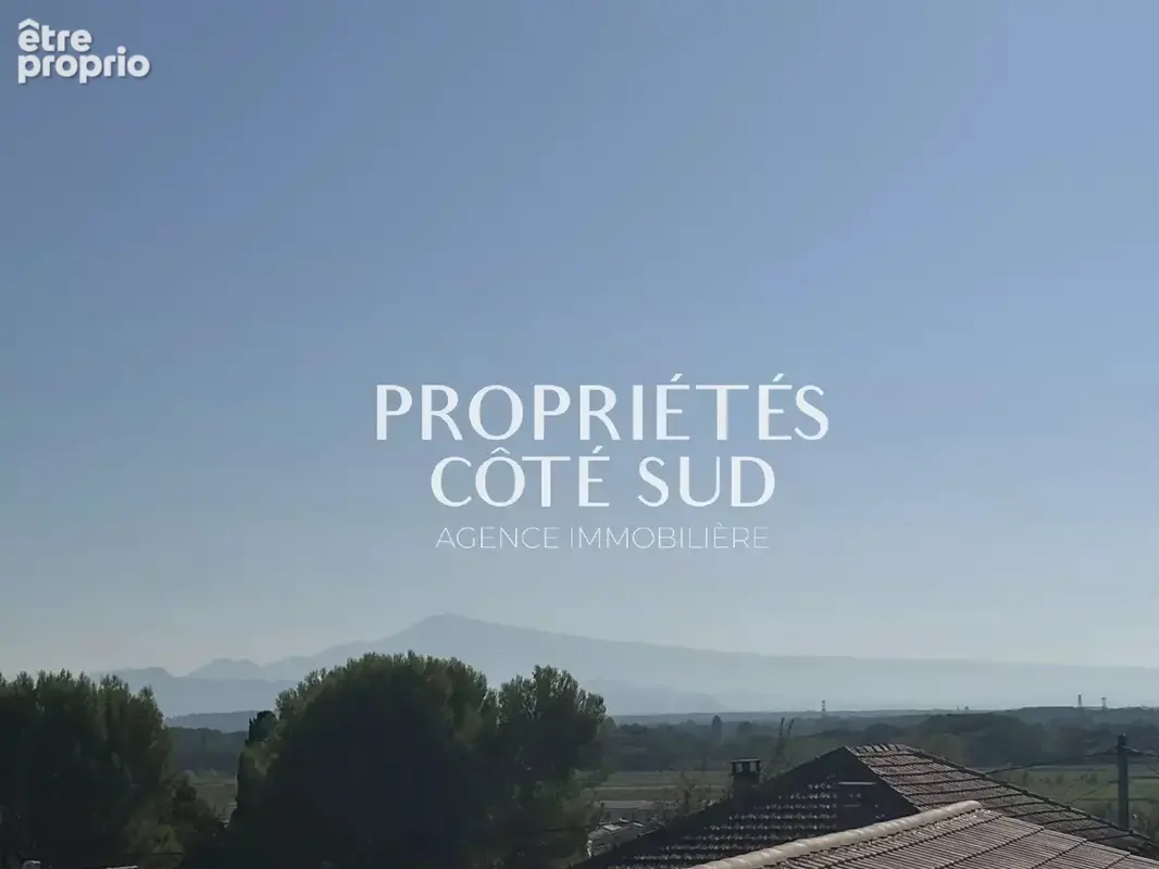 Maison à LAUDUN-L'ARDOISE