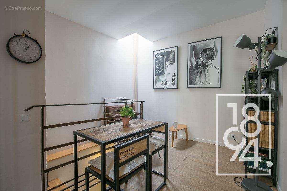 Appartement T2 Duplex à vendre Marseille 7e (13007) I 25 m2 l Corniche Kennedy - photo 3