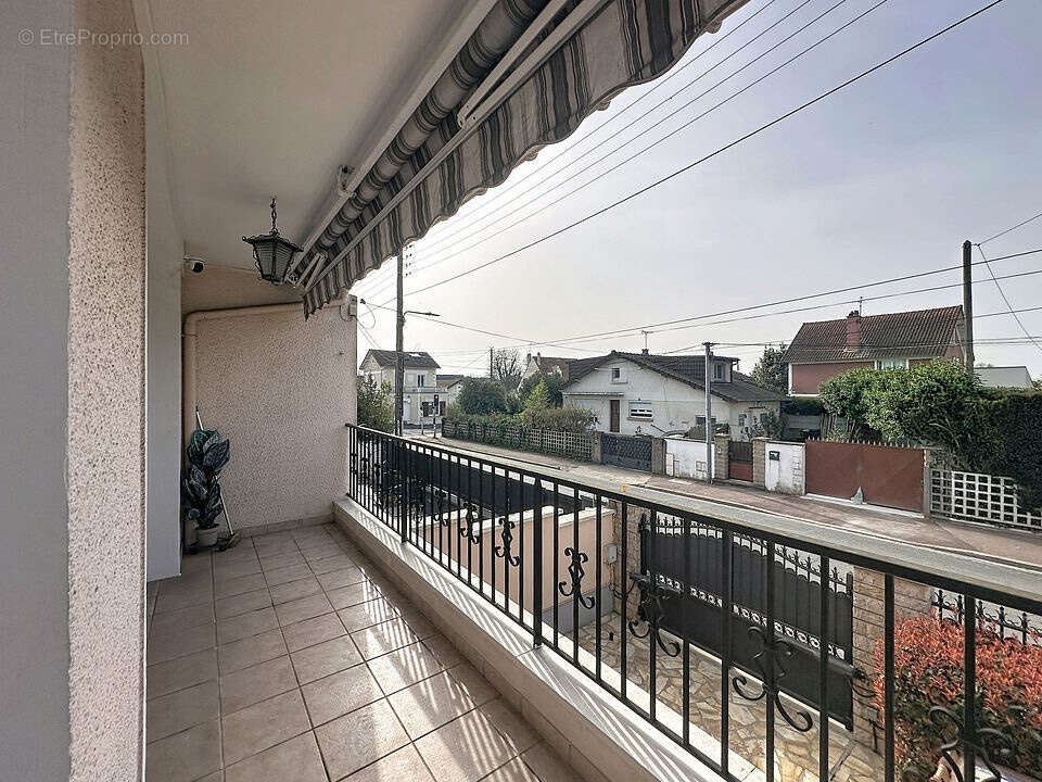 Maison à NOISY-LE-GRAND