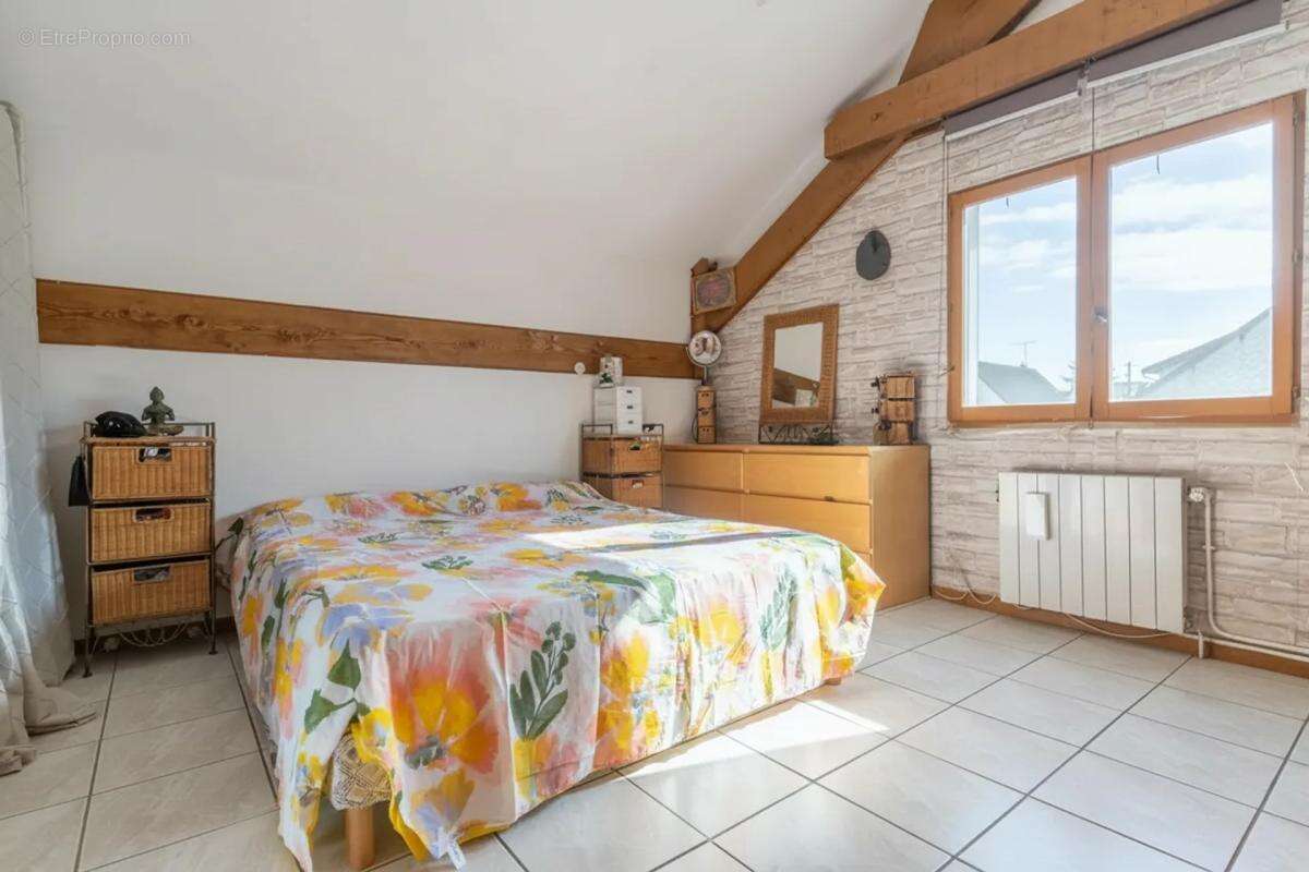 Maison à MERIEL