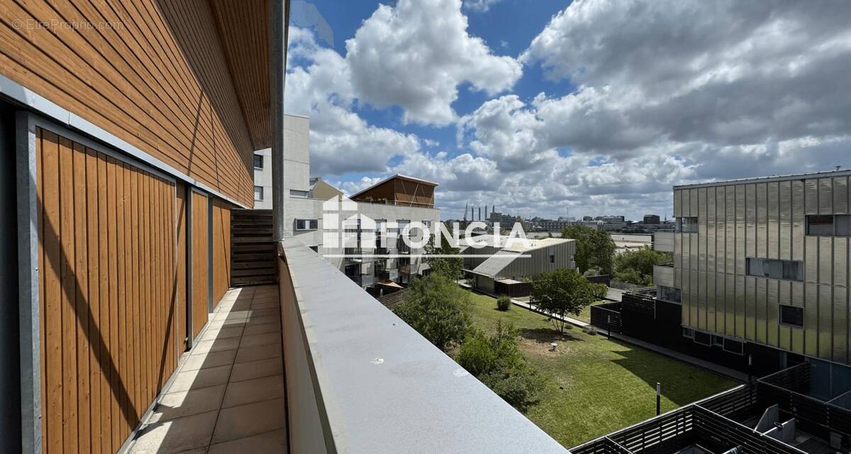 Appartement à BORDEAUX
