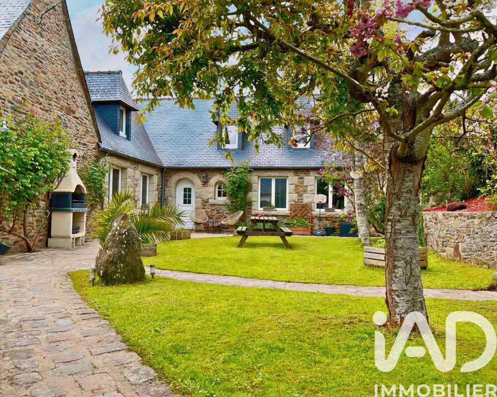 Maison 196 m² à Treguier  - photo 2