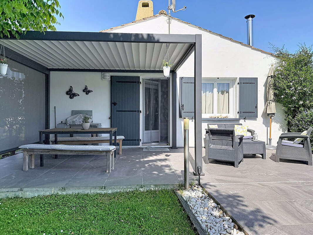 Maison à LEOGNAN
