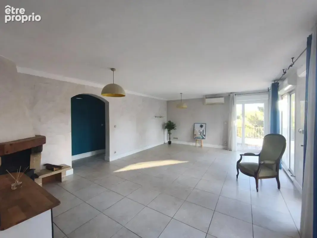 Maison 6 pièces / 147 m² / 460 000 EUR / MARSEILLE-12E--ARRONDISSEMENT - photo 5
