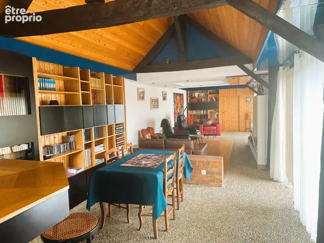 Grande maison familiale 236 M2 6 chambres avec annexe 210 M2 - photo 2