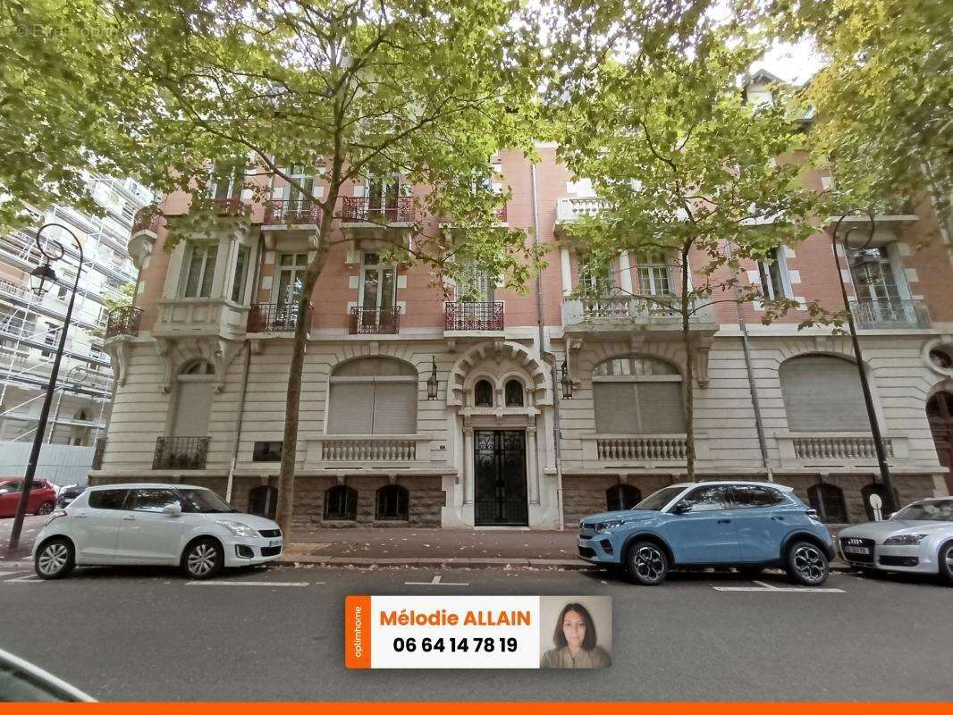 T2 de standing rénové et meublé - Quartier Thermal - photo 17