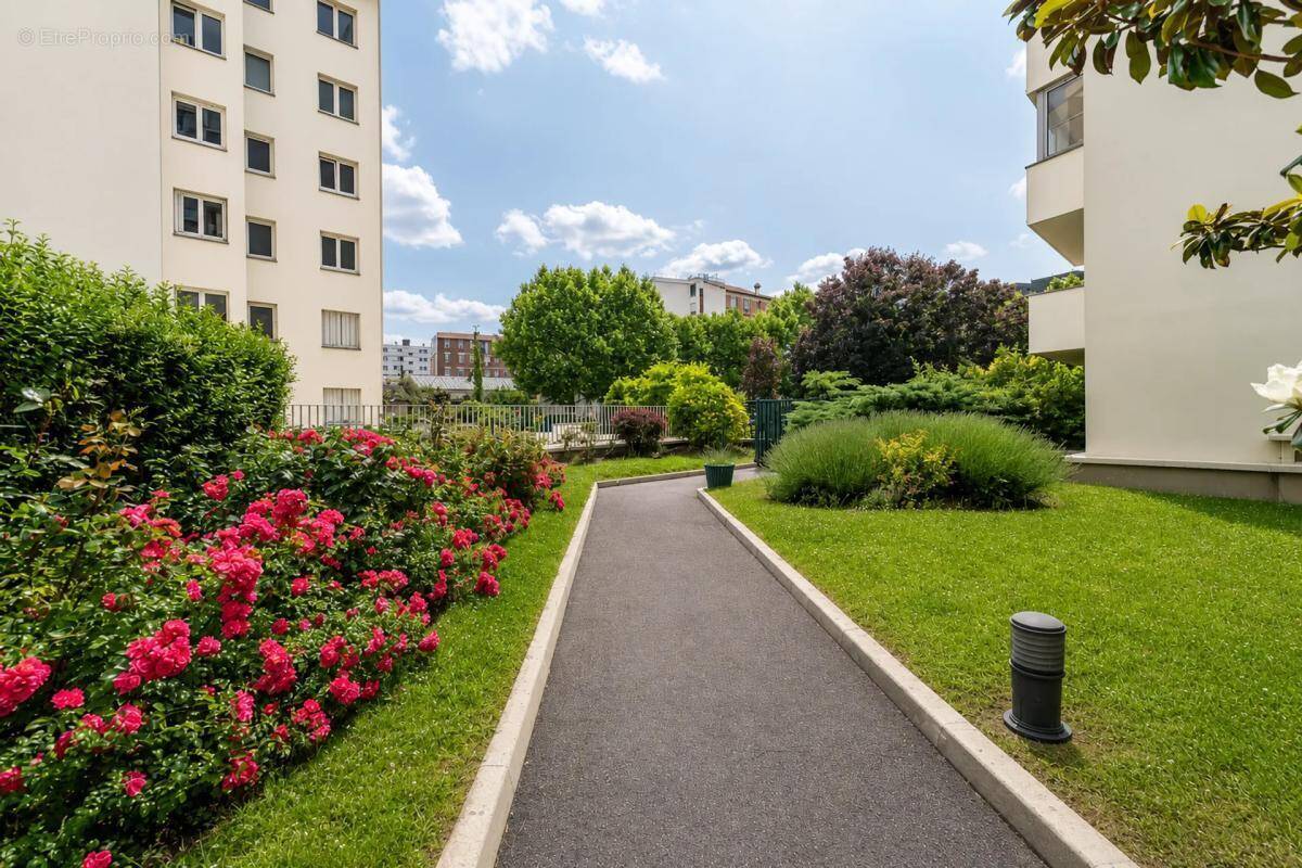 Appartement à ASNIERES-SUR-SEINE