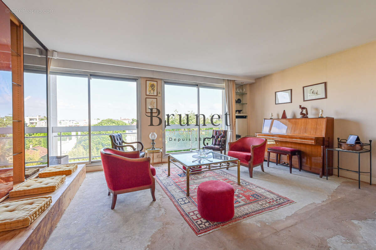 Appartement à SAINT-MAUR-DES-FOSSES