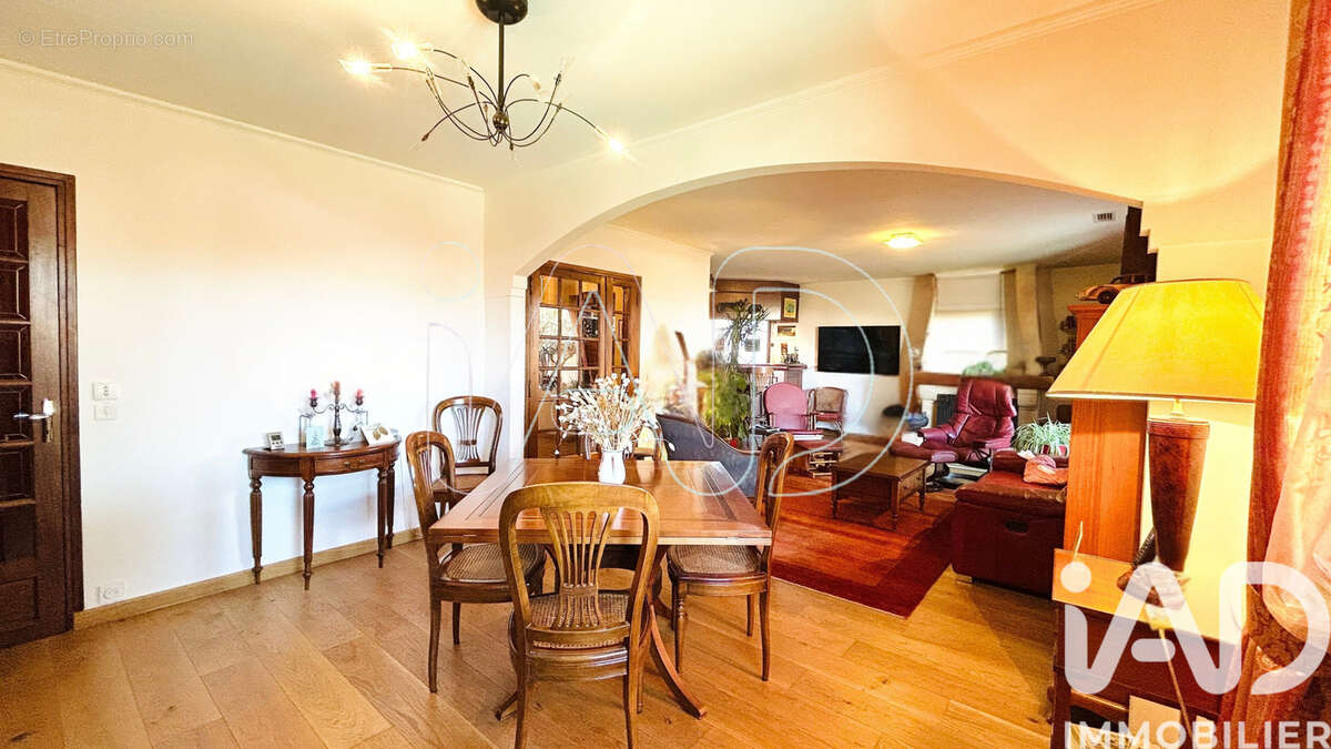 Photo 9 - Maison à LAVERUNE