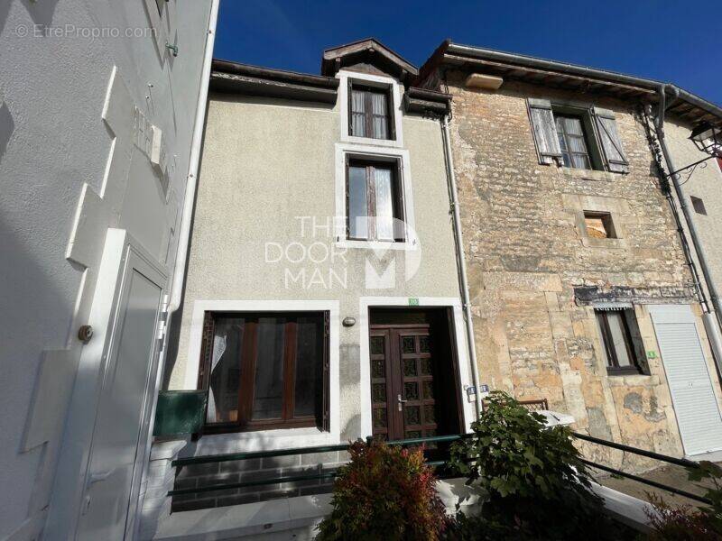 Maison à DOULAINCOURT-SAUCOURT