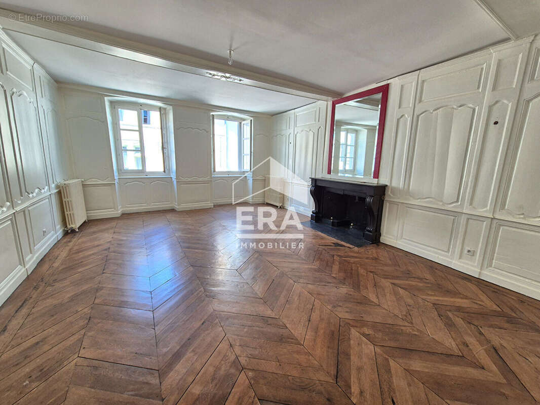 Maison à SAINT-AMOUR