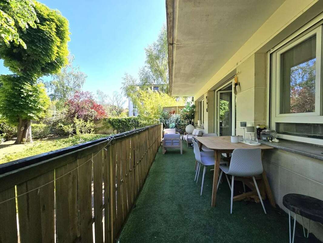 Appartement à SAINT-MAUR-DES-FOSSES