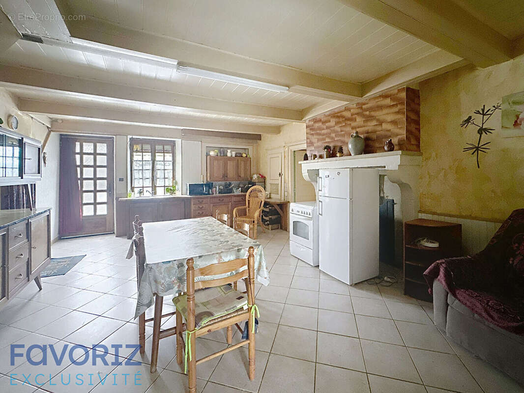 Maison à CHAMPIGNY-LES-LANGRES