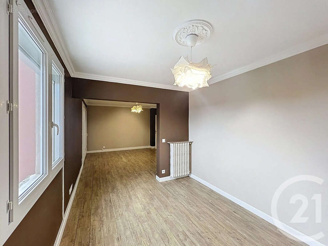 Appartement 72 m² à Auch  - photo 2
