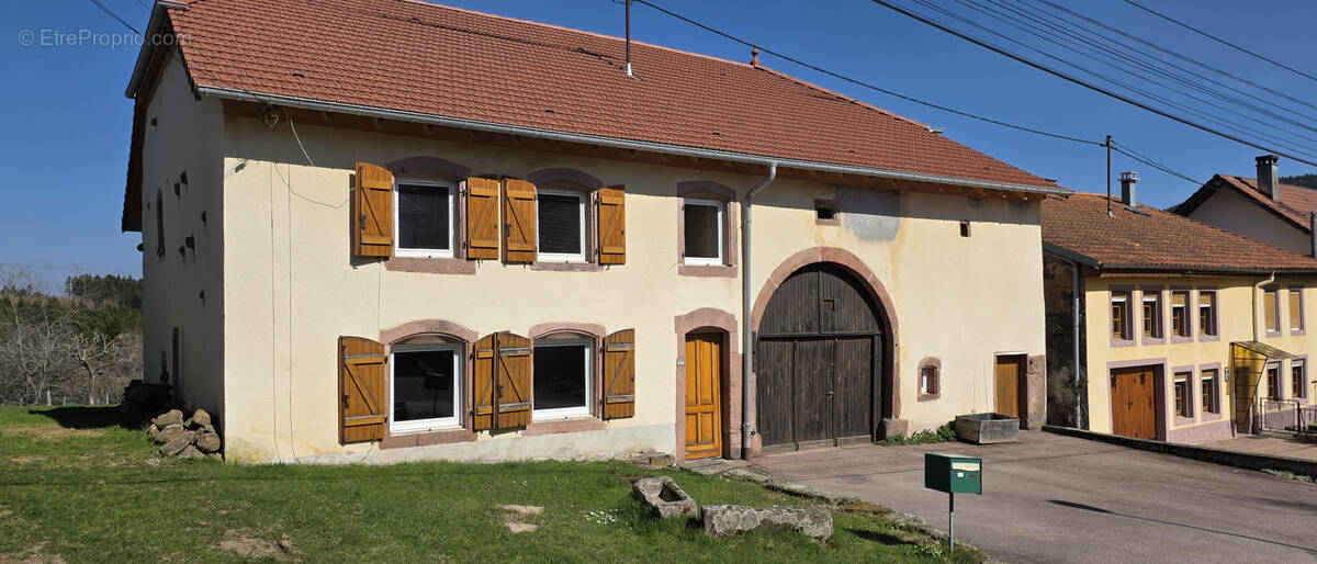 Maison à BOURG-BRUCHE