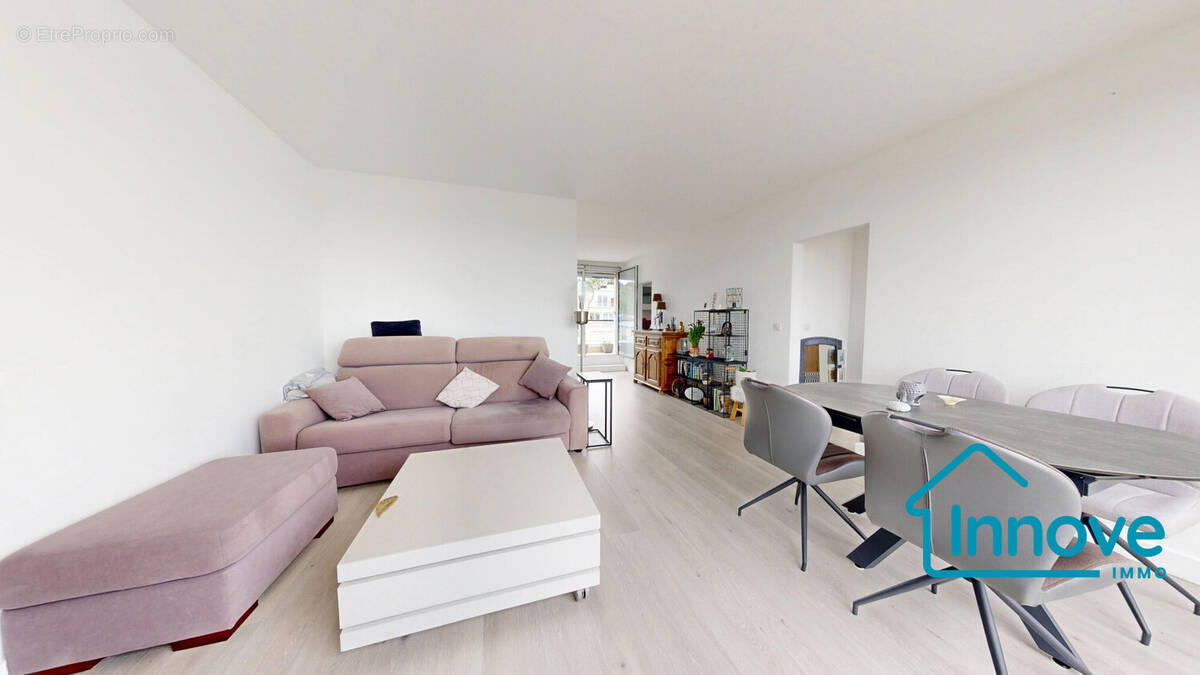 Appartement à VERSAILLES