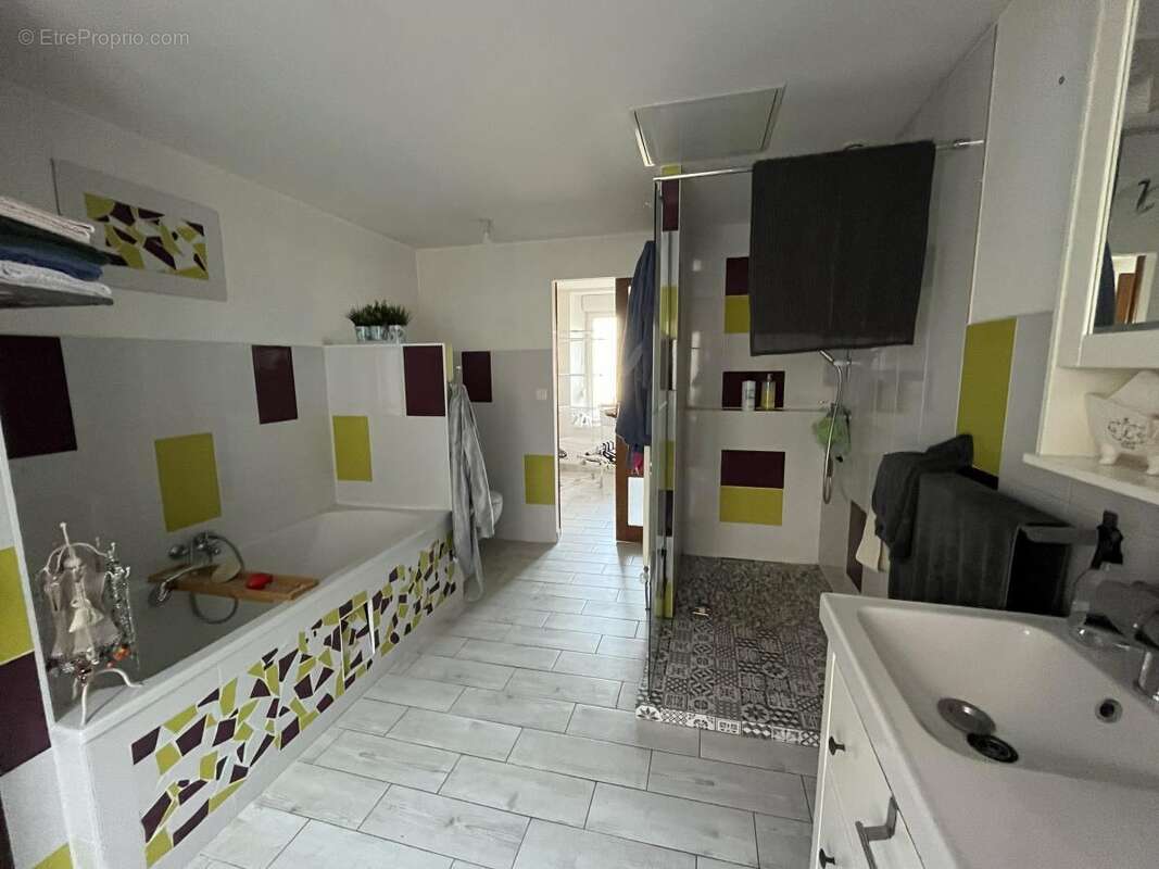 Maison 195 m² à Boursault  - photo 8