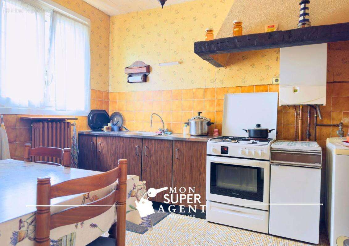 Maison à LE MEE-SUR-SEINE