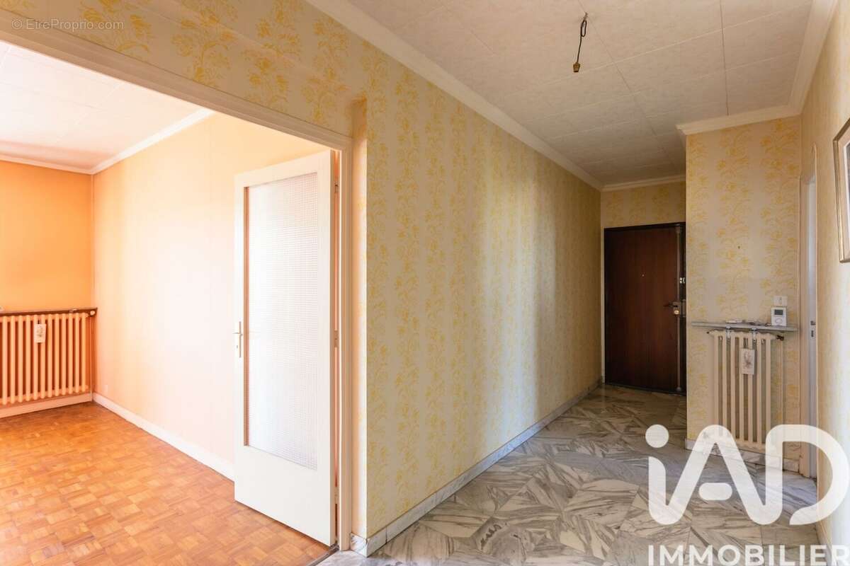 Photo 2 - Appartement à BRIVE-LA-GAILLARDE