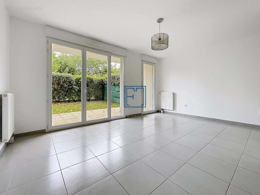 Appartement à ELANCOURT