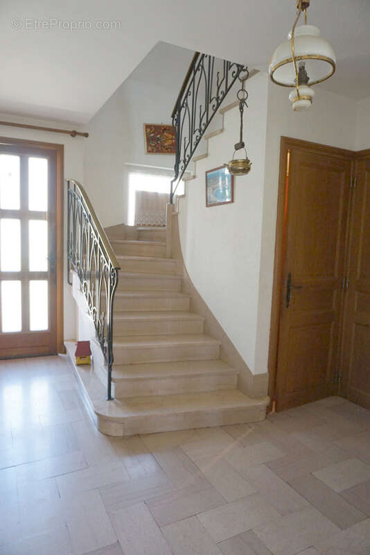 Maison à PARAY-LE-MONIAL