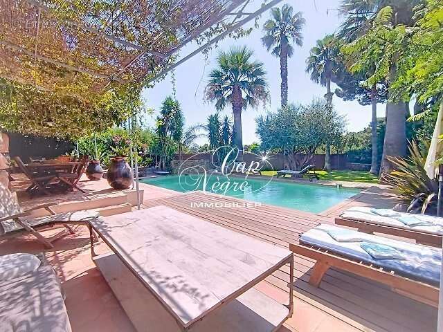 Villa de charme avec garage à vendre dans les hauteurs de grimaud - golfe de saint tropez - photo 2