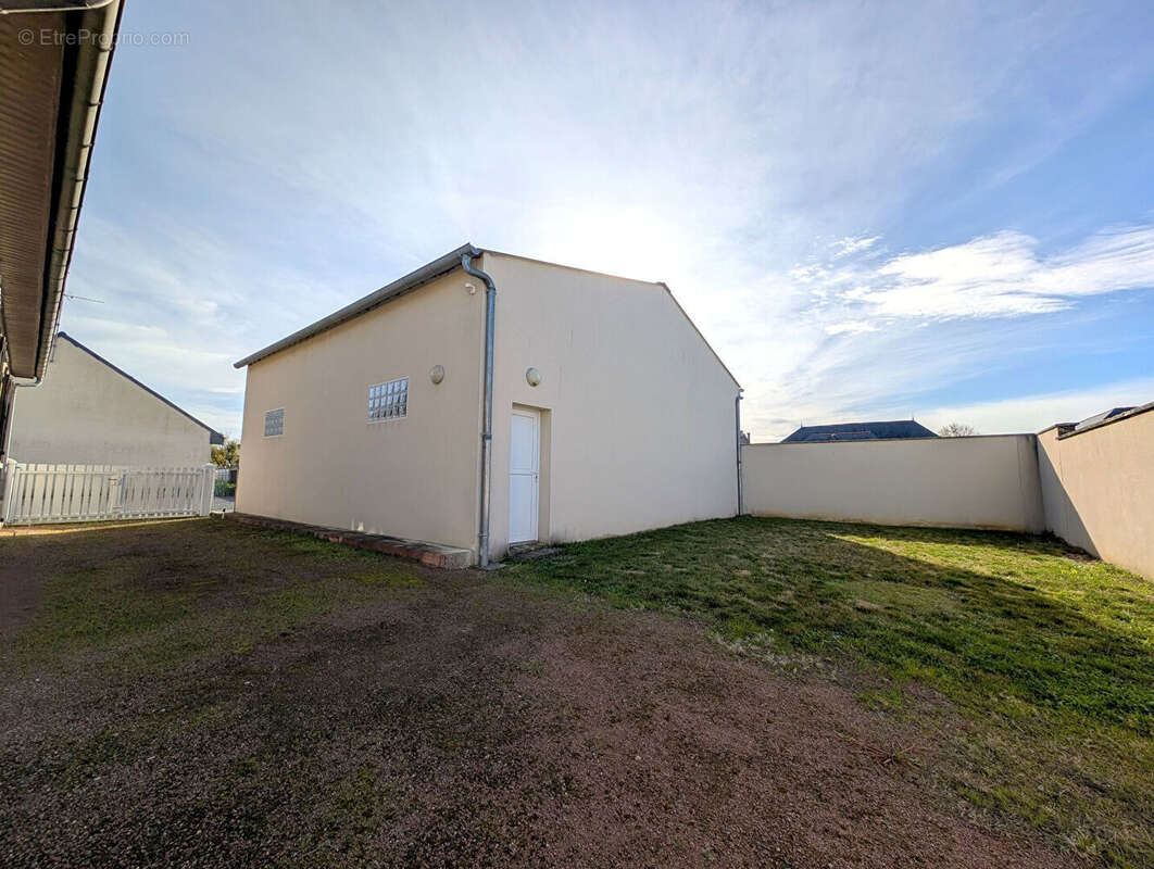 Maison à DOUE-LA-FONTAINE