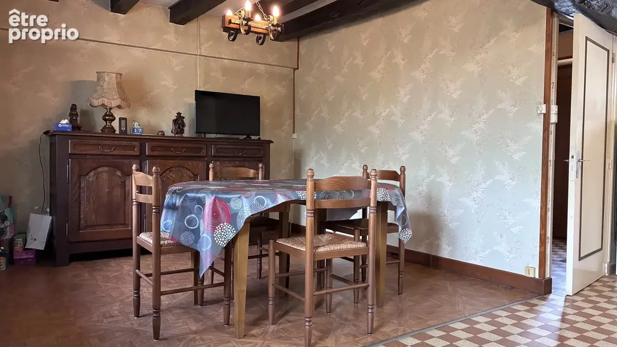 Petite maison de village avec une grange et terrain - photo 5