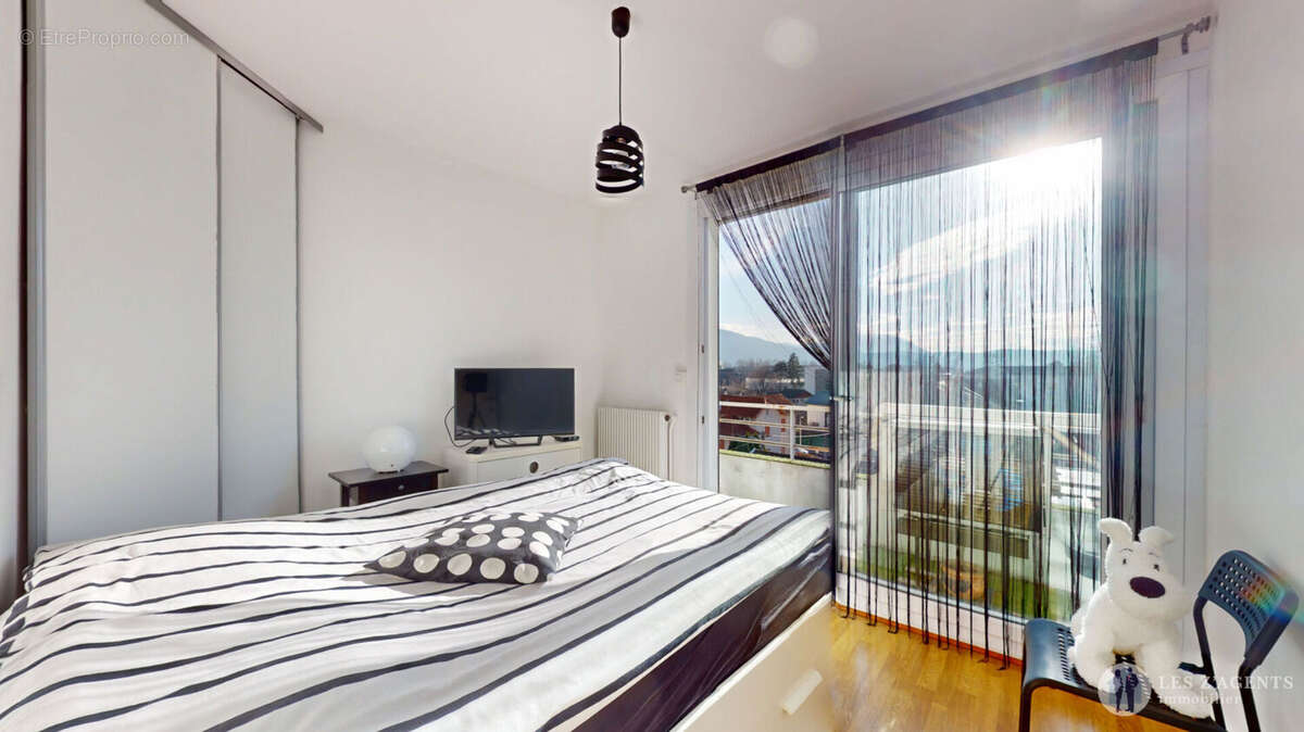 Appartement à SAINT-MARTIN-D'HERES