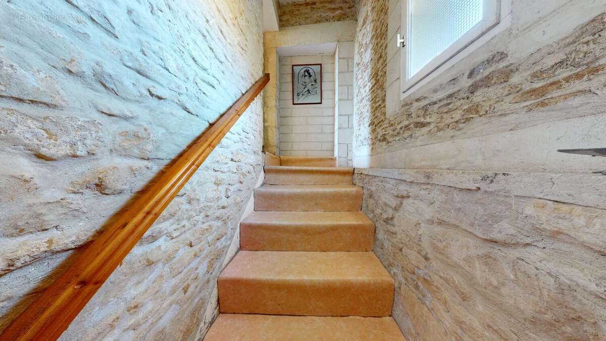 Maison à BASLY
