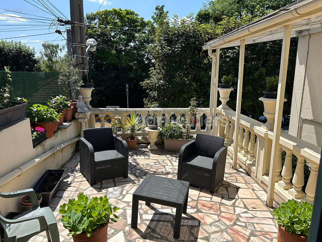 Maison à VILLENEUVE-SAINT-GEORGES