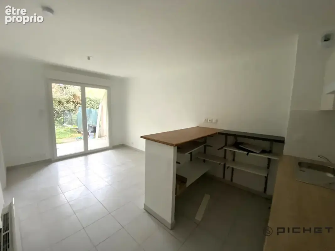 Appartement Villeneuve T2 34 m2 avec jardin LIBRE - photo 1