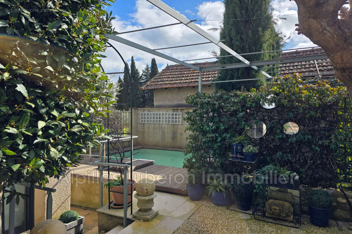 Maison à EYGALIERES