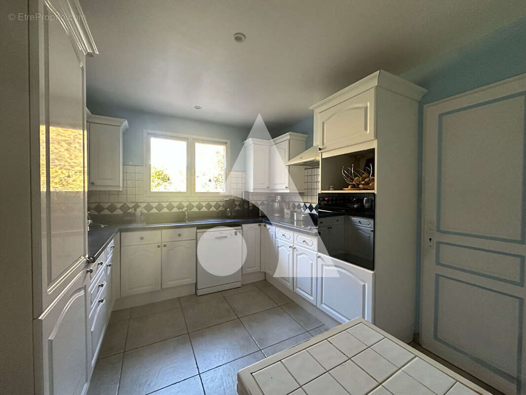 Maison à VILLELAURE